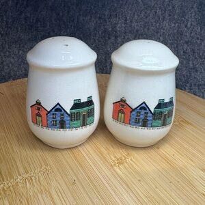 Salt & Pepper Shakers Collectible Village House Town City Cute Buildings Vintage